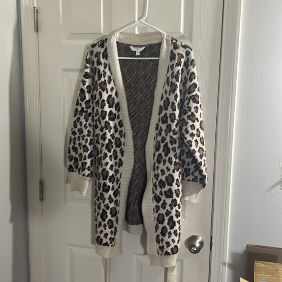 Time and Tru Women's belted sweater vest Size 4-6 - Picture 7 of 11